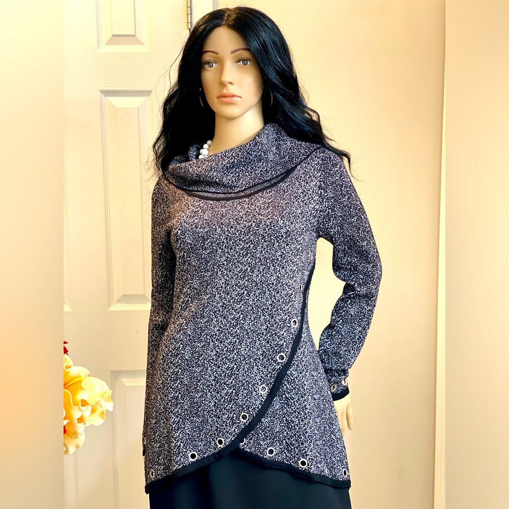 Fontana sweater, gray and black Fontana sweater, women sweater size small,